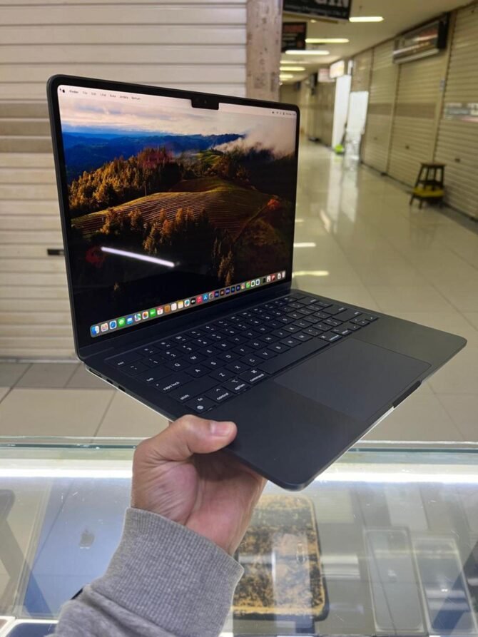 MacBook Air M2 8/512GB Second Midnight Original Ex iBox - Gambar 8