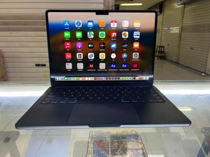 MacBook Air M2 8/512GB Second