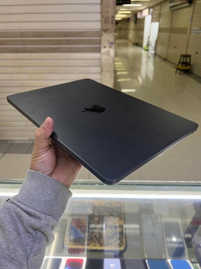 MacBook Air M2 8/512GB Second Midnight Original Ex iBox - Gambar 16