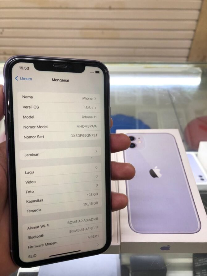 iPhone 11 128GB Purple Second