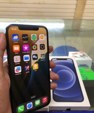 iPhone 12 64GB Bekas Midnight Black