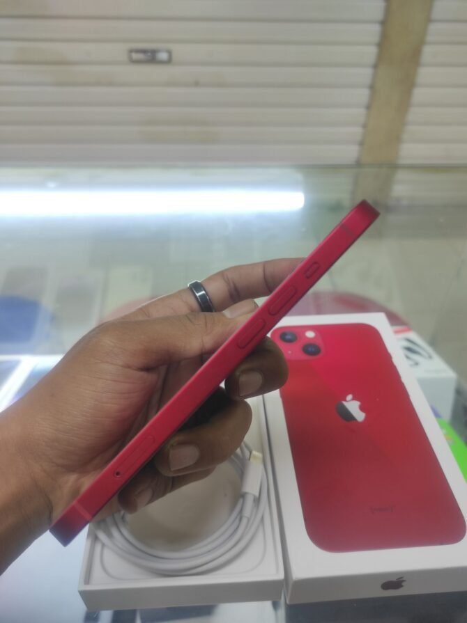 iPhone 13 128GB Red Second Ex iBox - Gambar 10