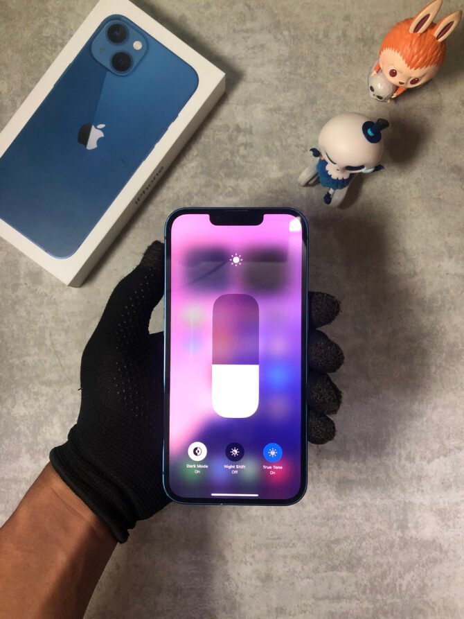 iPhone 13 256GB Blue