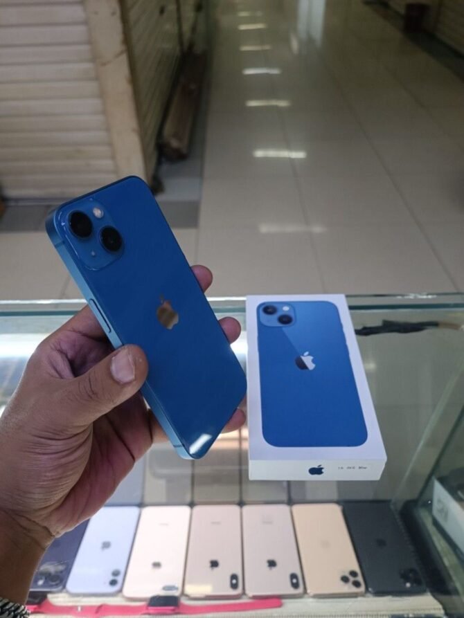 iPhone 13 256GB Second Original Blue ex iBox - Gambar 10