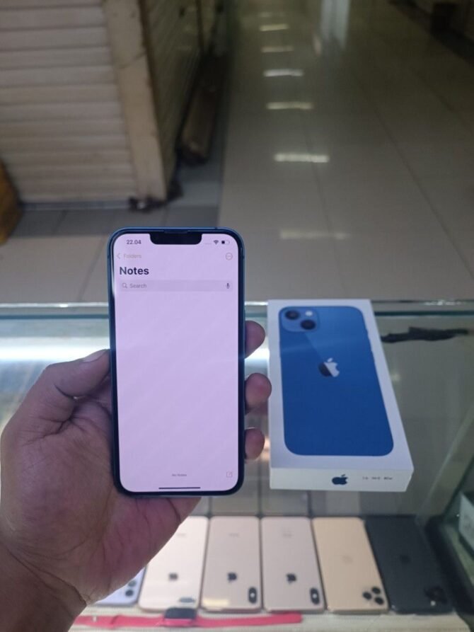 iPhone 13 256GB Second Original Blue ex iBox - Gambar 3