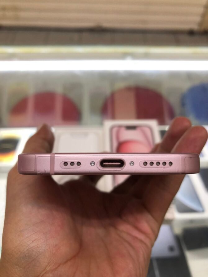 iPhone 15 Second 128GB Pink Original Digimap - Gambar 10