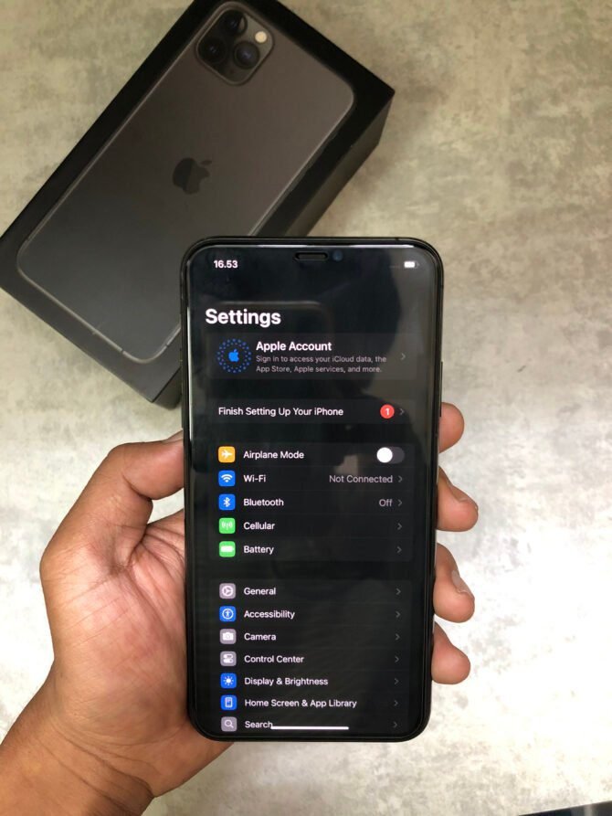 iPhone 11 Pro Max 256GB Second Grey Ex iBox - Gambar 5