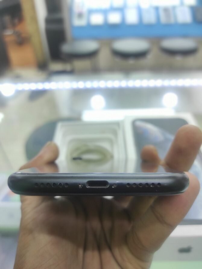 iPhone XR 128GB Second Black Ex Beacukai - Gambar 4