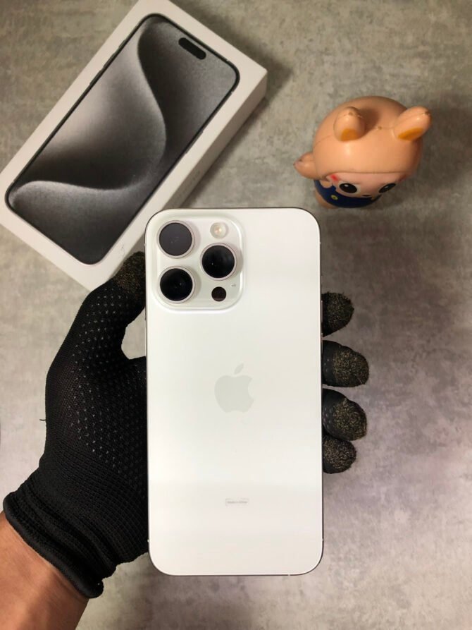 iPhone 15 Pro Max 256GB White Titanium Ex iBox