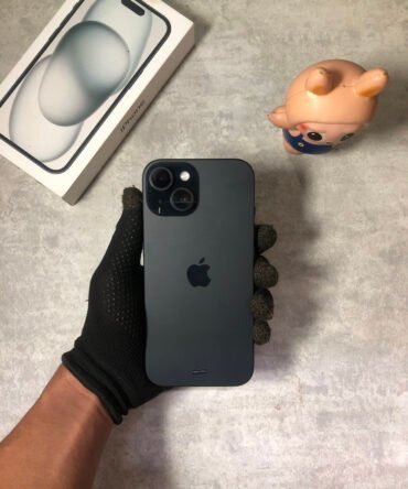 iPhone 15 128GB Black Titanium Second Blibli