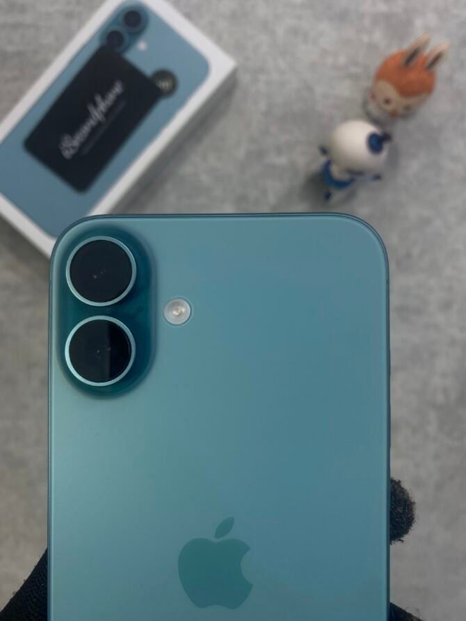 iPhone 16 Plus 128GB Teal Second iBox - Gambar 9