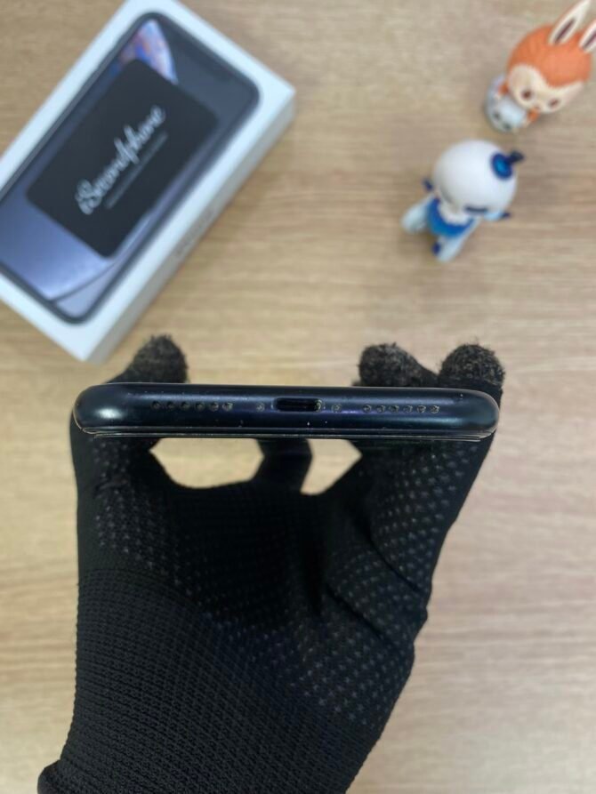 iPhone XR 128GB Black Second iBox - Gambar 9