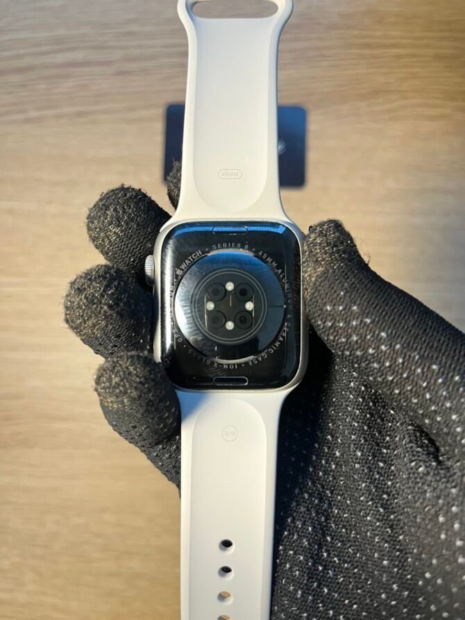 Apple Watch Series 8 45mm Starlight Second - Gambar 7