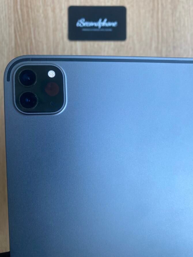 Kamera iPad Pro M1 12.9 Inch 128GB Space Gray Second Original