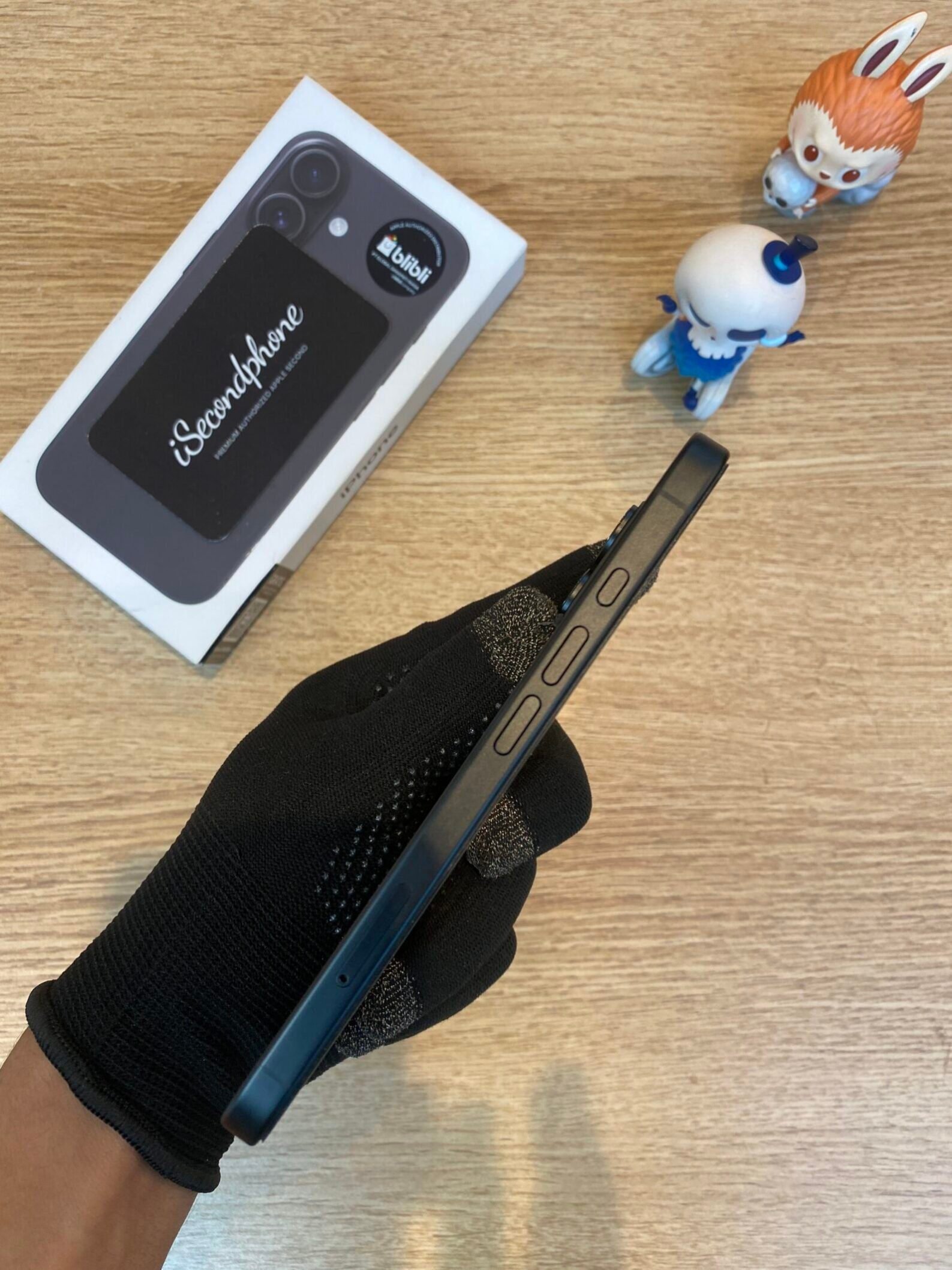 iPhone 16 256GB Black Titanium Second Blibli 6 iPhone 16 256GB Black Titanium Second Blibli