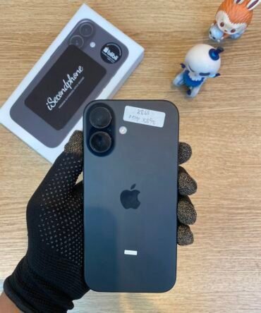 iPhone 16 256GB Black Titanium Second Blibli