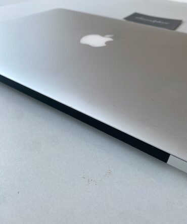 On Sale 4 MacBook Air 2017 8/128GB second Digimap