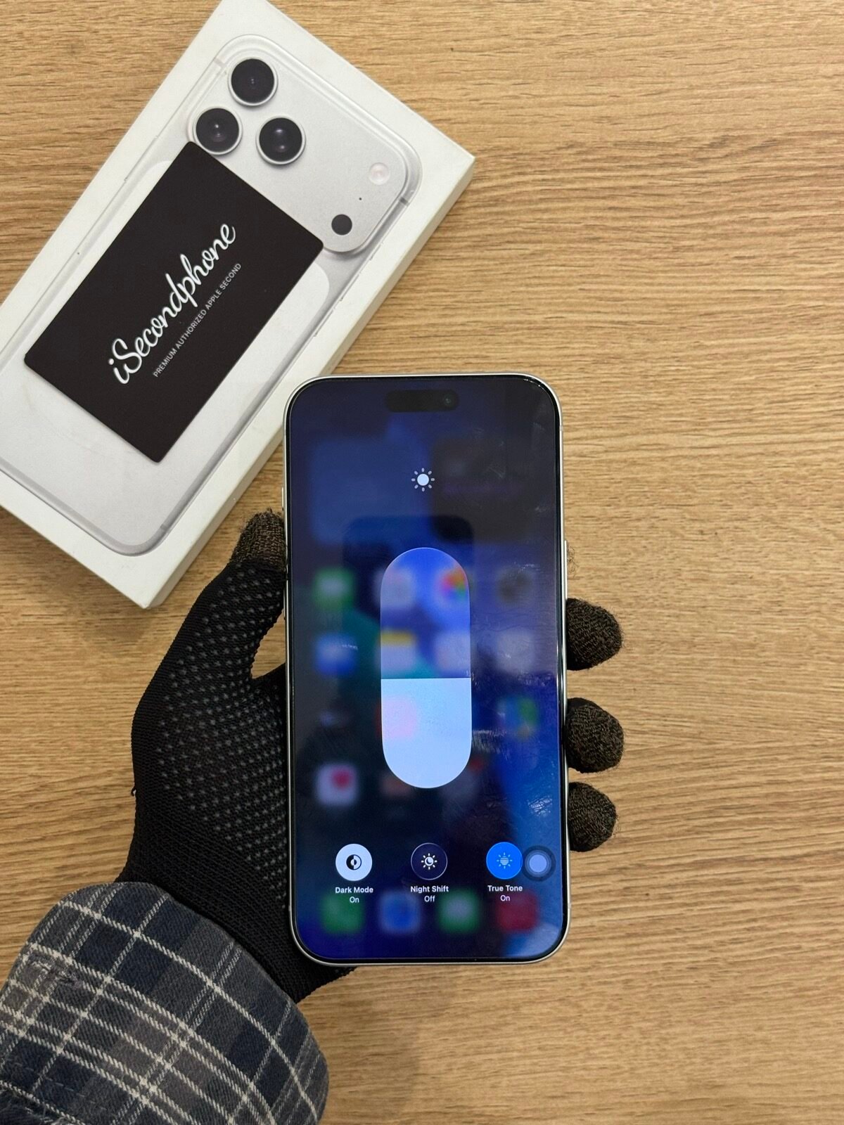 iPhone 17 Pro Max Silver 256GB Second iBox Original Bergaransi - iSecondphone Jakarta iPhone 17 Pro Max Silver 256GB Second iBox Original Bergaransi - iSecondphone Jakarta